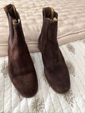 Giorgio Armani Brown Suede Chukka Boots - women’s 37